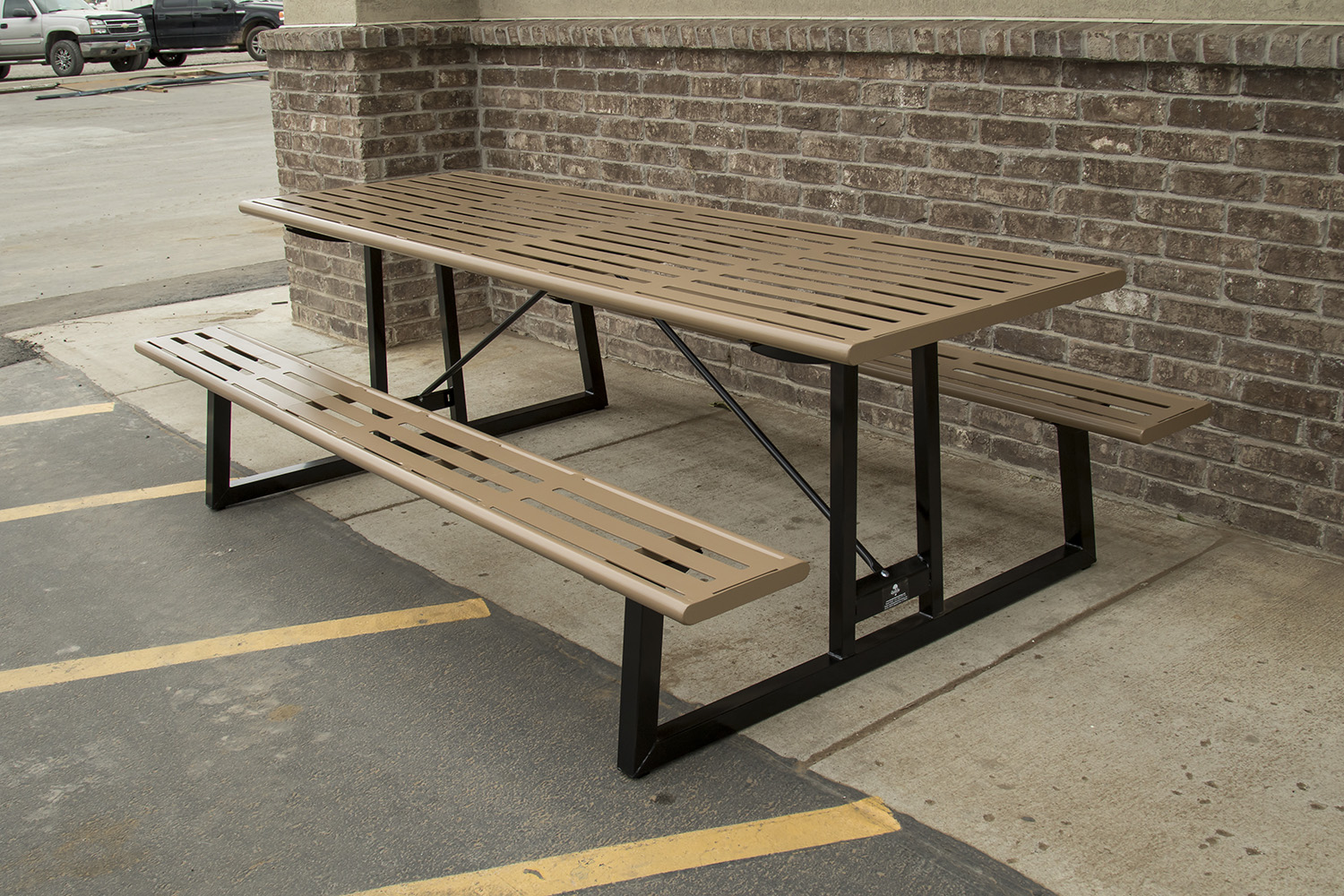 Modern Picnic Tables - Quality Site Furniture
